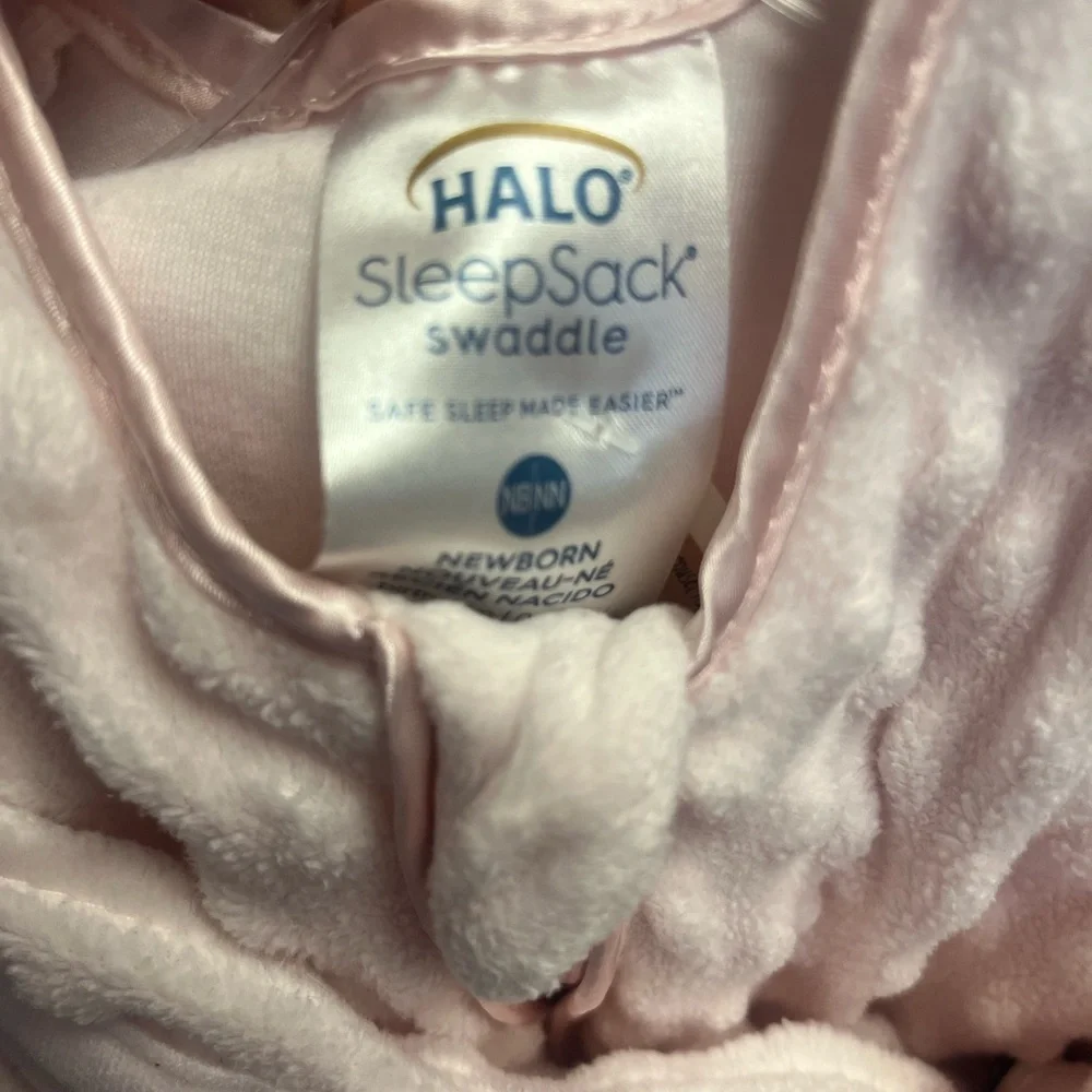 HALO Sleepsack Swaddle Plush Dot Velboa, 3-Way Adjustable Swaddle Blanket